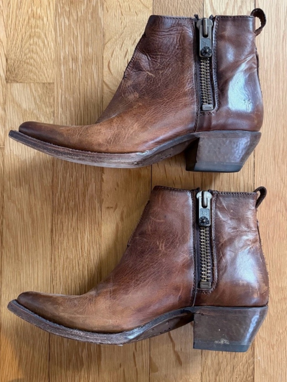 Frye sacha moto Leather Western Ankle Booties – Size 6 - Picture 3 of 6